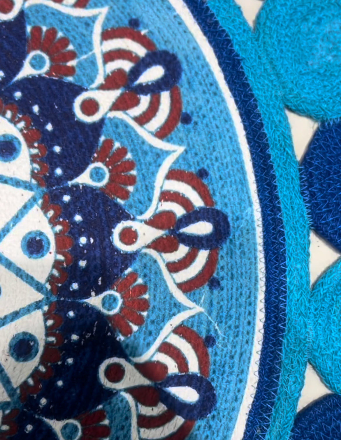 Round Decorative Rug Shotoronji