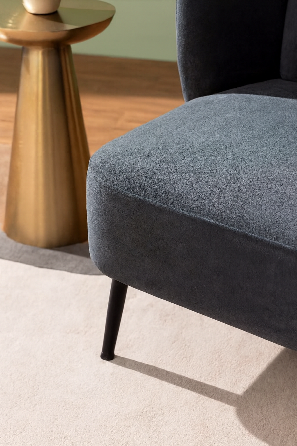 Stormy Comfort Boucle Lounge Chair