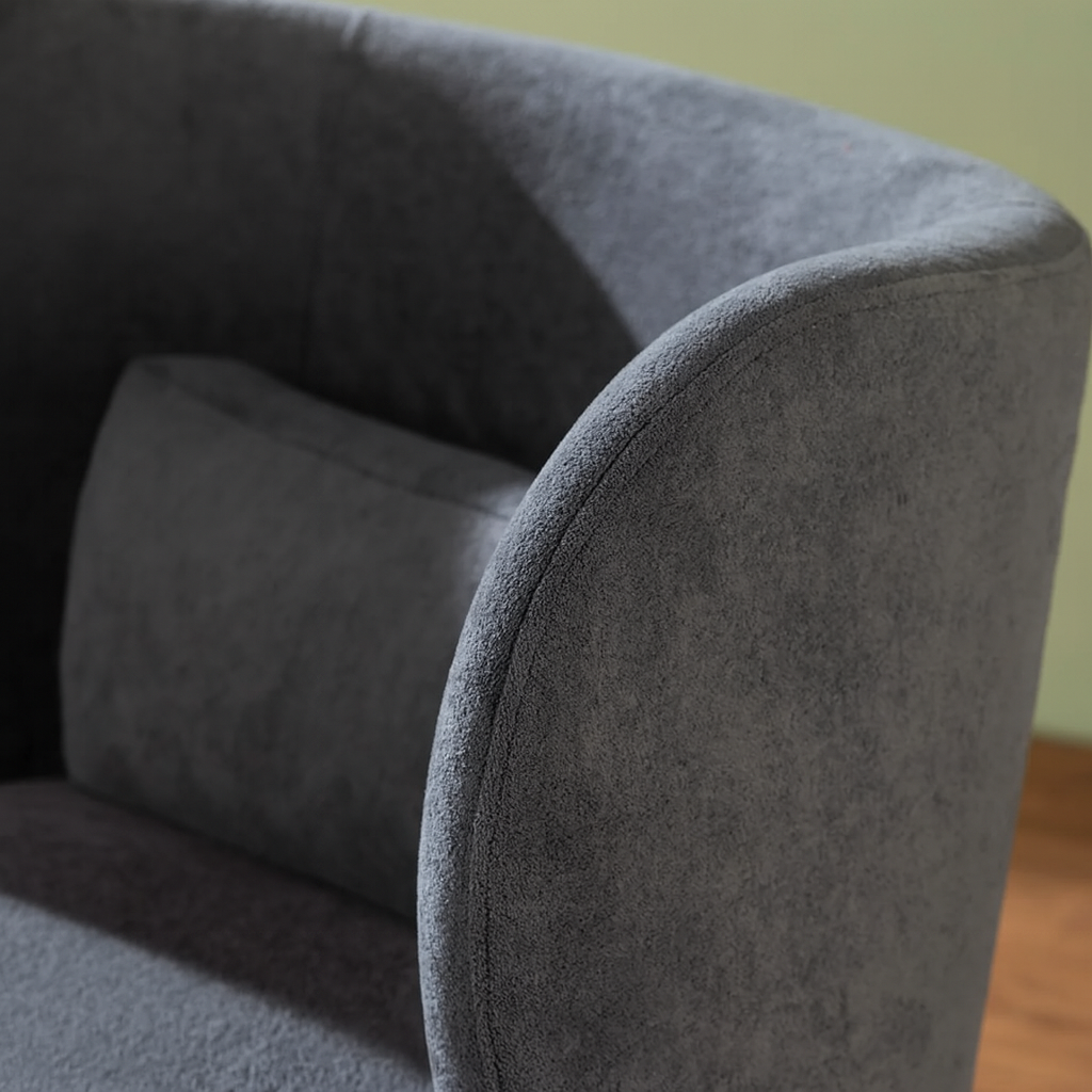 Stormy Comfort Boucle Lounge Chair