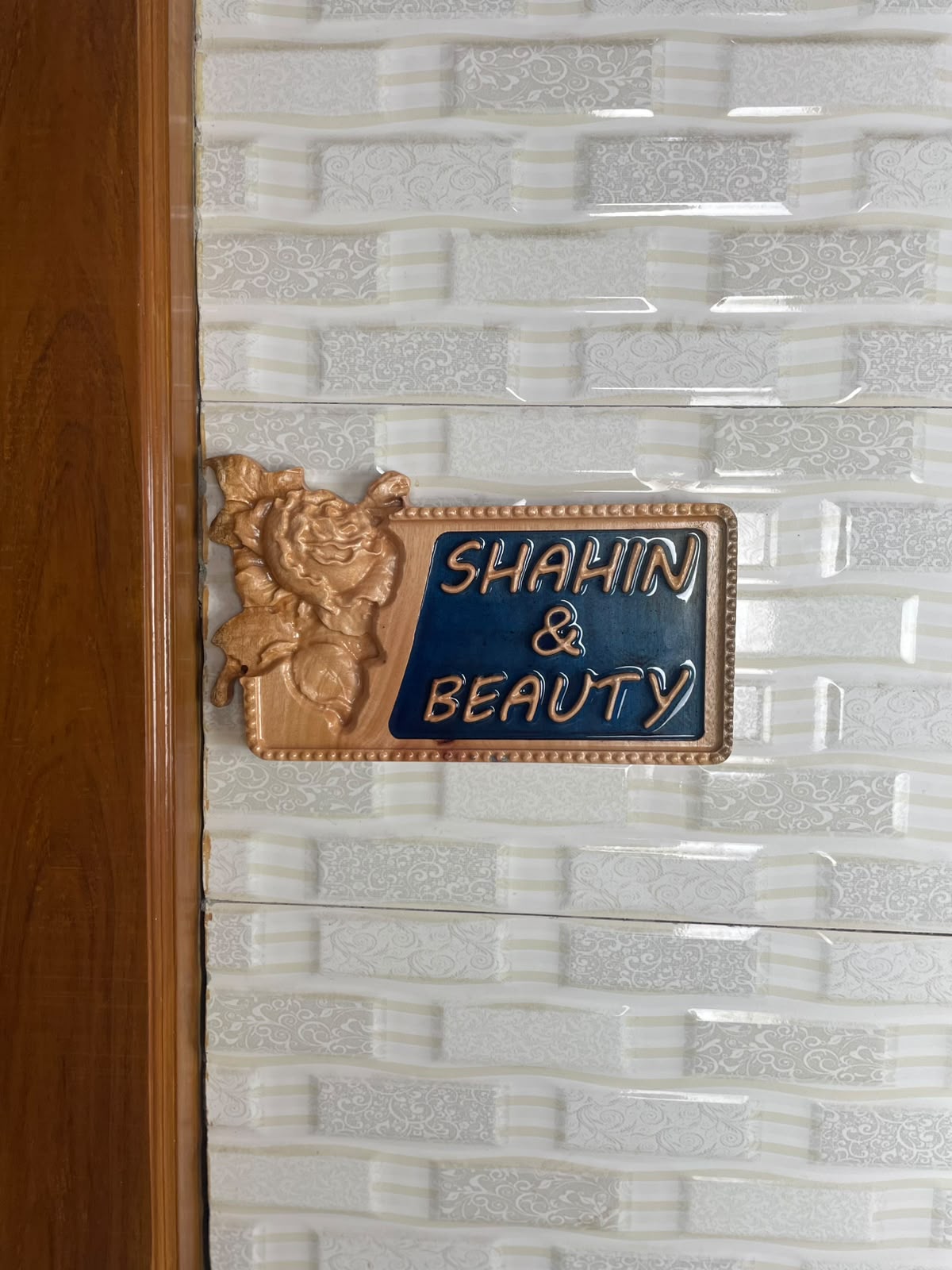 Rose Corner Name Plate